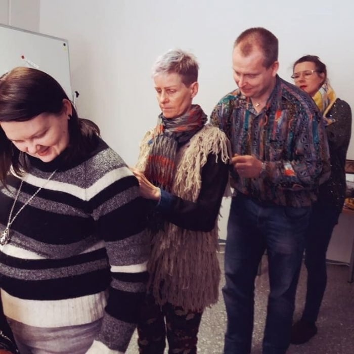 Toiminnallinen harjoitus meneillään yhteisökoulutuksessa.