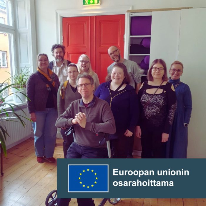 Här ser ni hela gruppen som deltog i studieresan på bild.